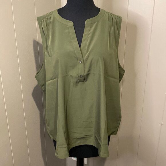 NWT J Crew Forest Green Extra Large Popover Tank Button Up V Neck Round Hem - Picture 2 of 9